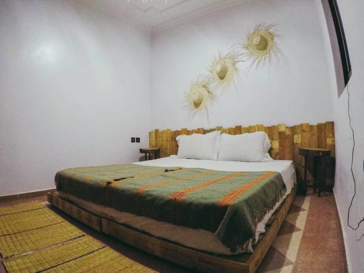 Tamraght White Hostel Экстерьер фото