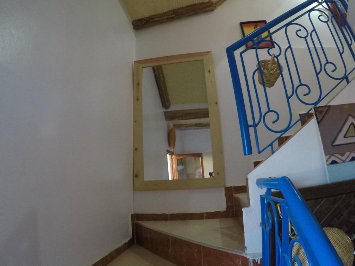 Tamraght White Hostel Экстерьер фото