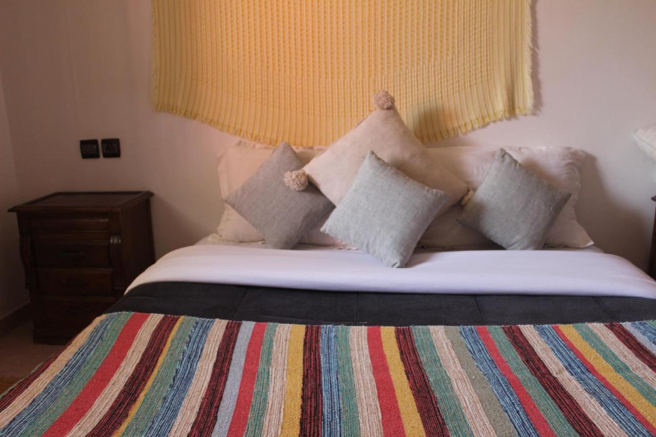 Tamraght White Hostel Экстерьер фото