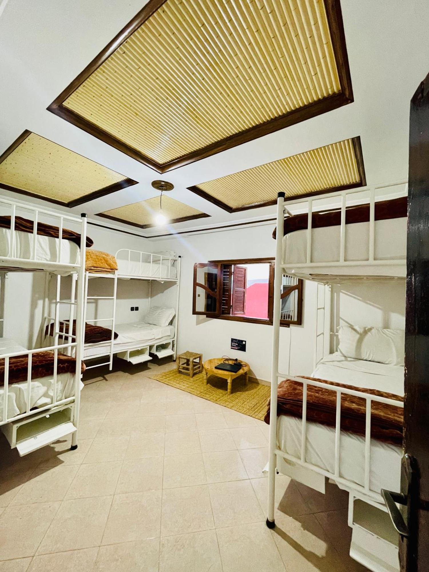 Tamraght White Hostel Экстерьер фото