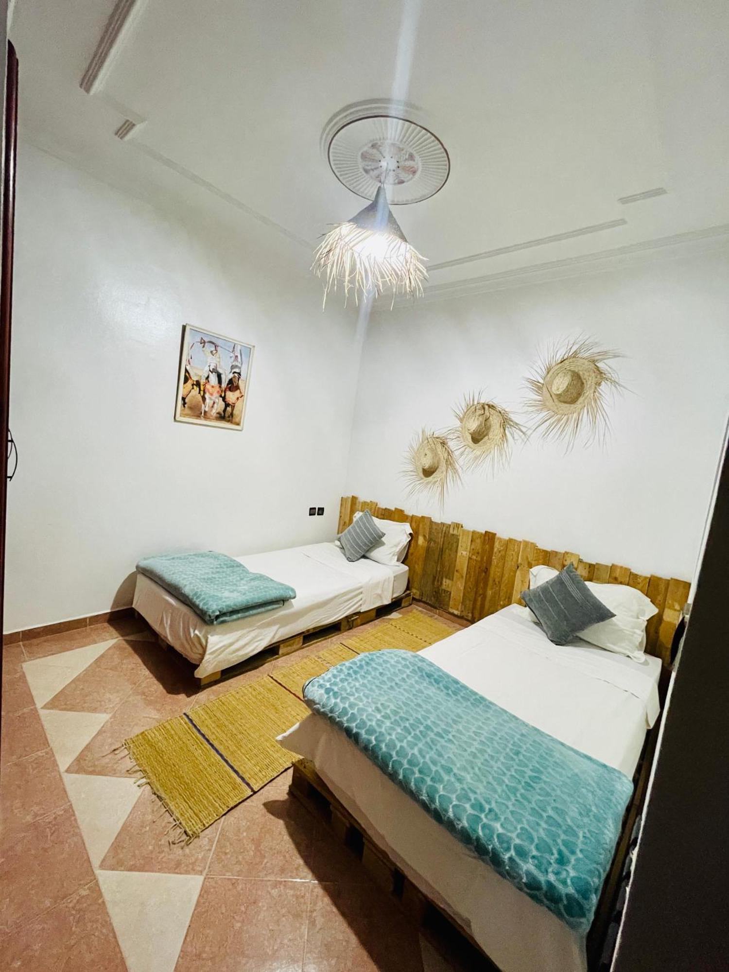 Tamraght White Hostel Экстерьер фото
